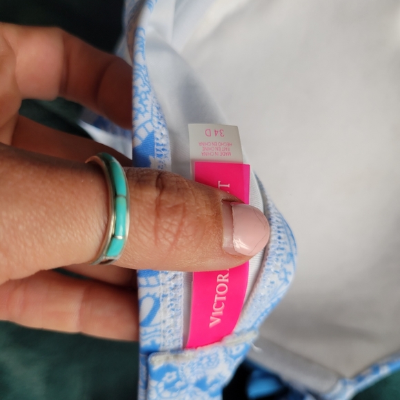 Victoria secret swim top - Picture 3 of 3